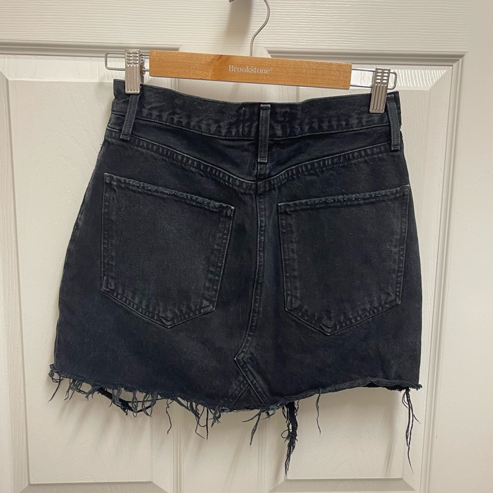 AGOLDE Quinn High Rise Distressed Black Denim Skirt - Picture 7 of 9